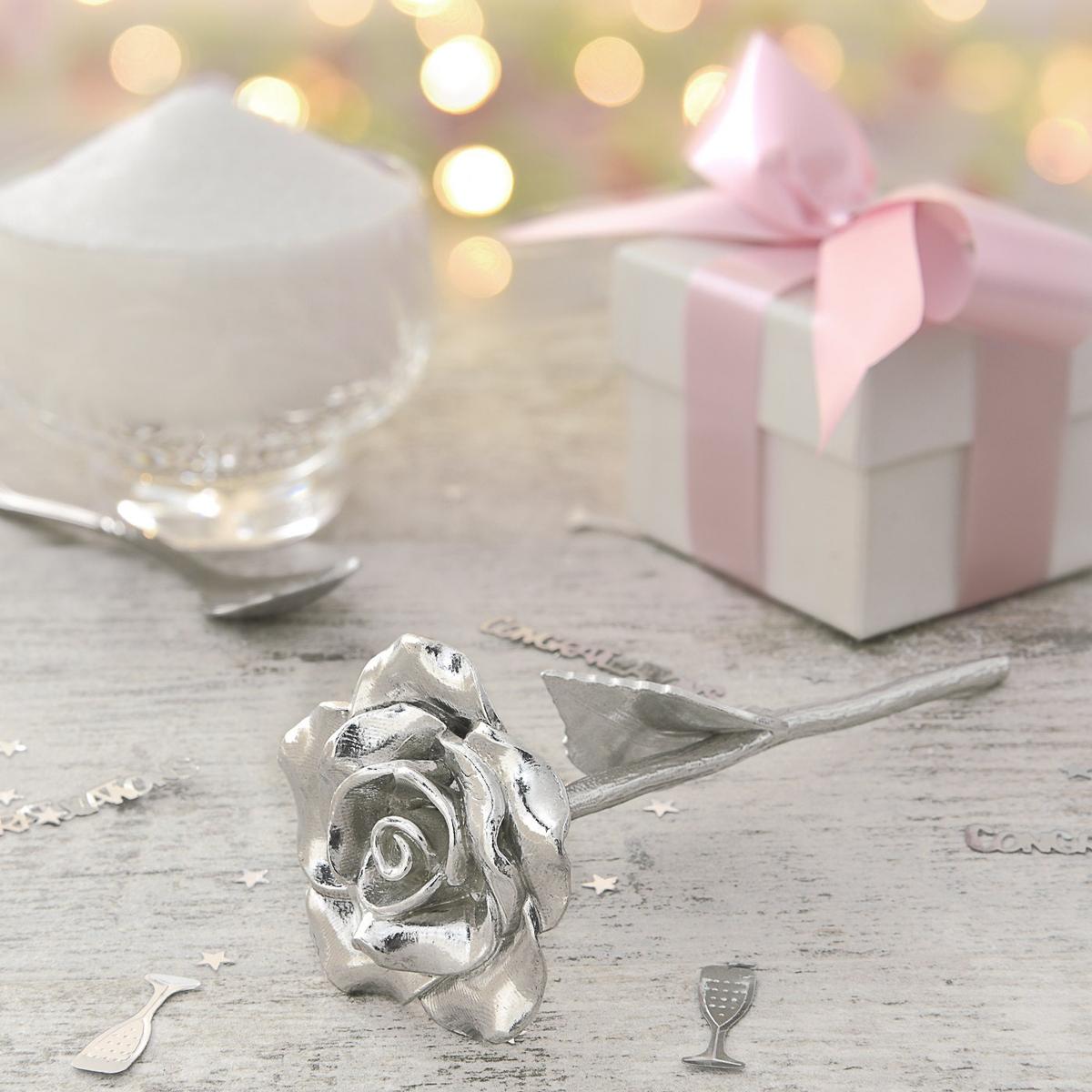 6th Anniversary Casted Metal Rose – Everlasting Love Gift