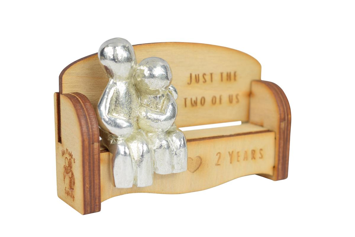 Cuddling Couple Wooden Sofa Bench – 2 Year Anniversary Gift