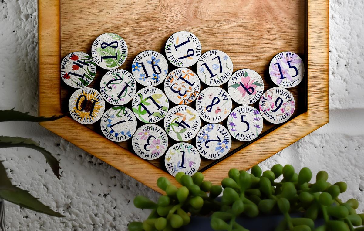 19th Anniversary 19 Reasons I Love You Wooden Wall Frame - Full Colour Love Tokens