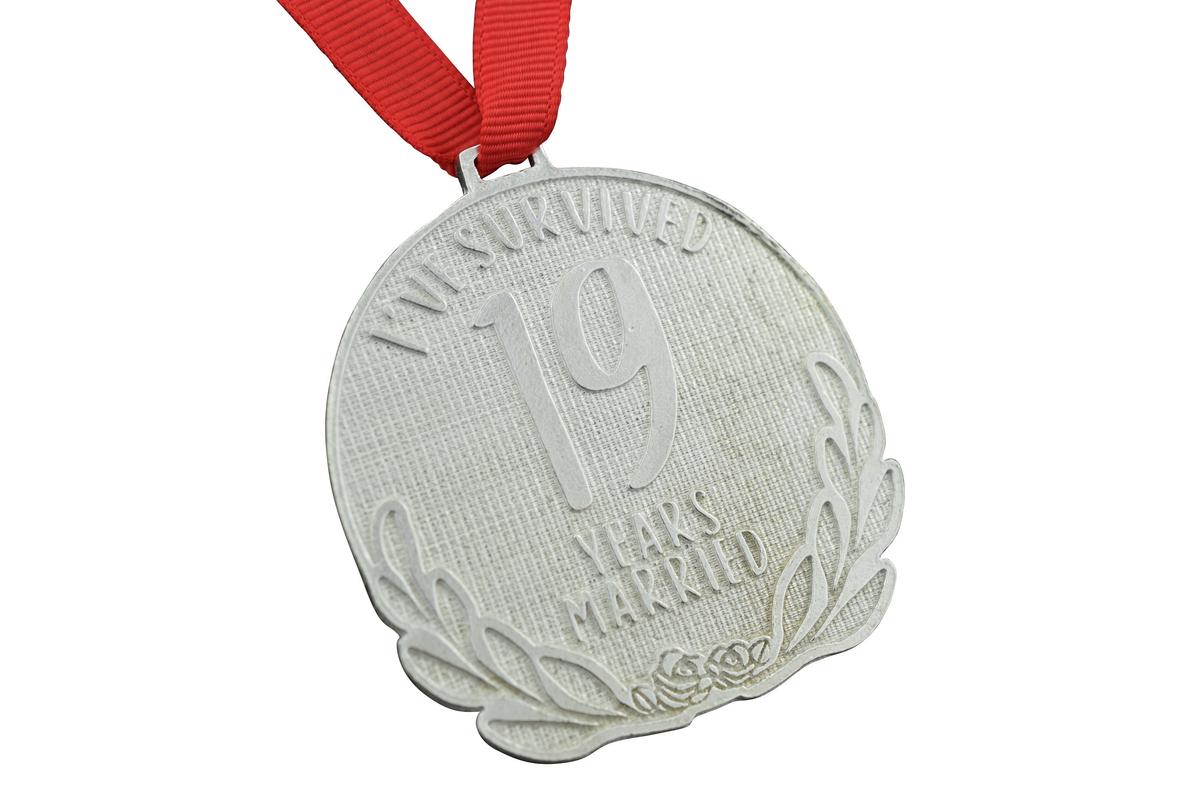 I've Survived 19 Years Married | Anniversary Medal with Sarcastic Phrase