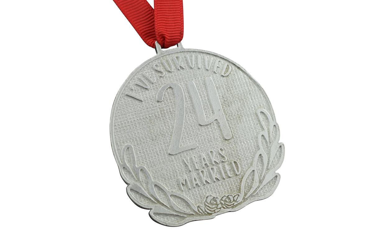 I've Survived 24 Years Married | Anniversary Medal with Sarcastic Phrase