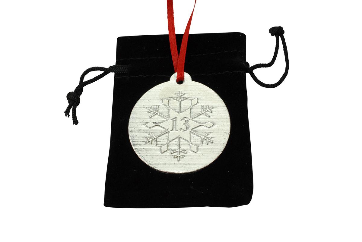13th Anniversary Gift for Couples | Snowflake Metal Christmas Decoration | 13 Year Lace Wedding Anniversary Keepsake Ornament, UK