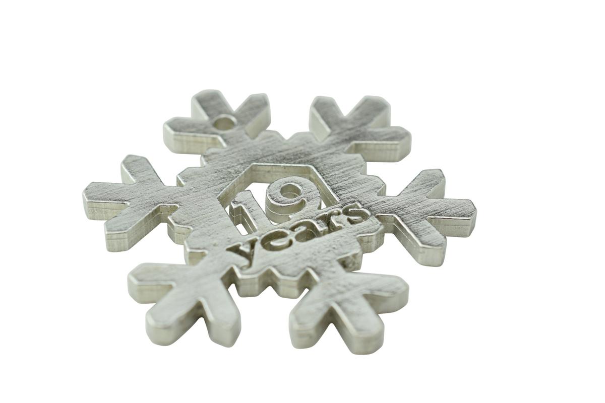 19 Year Cut Out Metal Snowflake Christmas Tree Hanging Decoration - 19th Wedding Anniversary