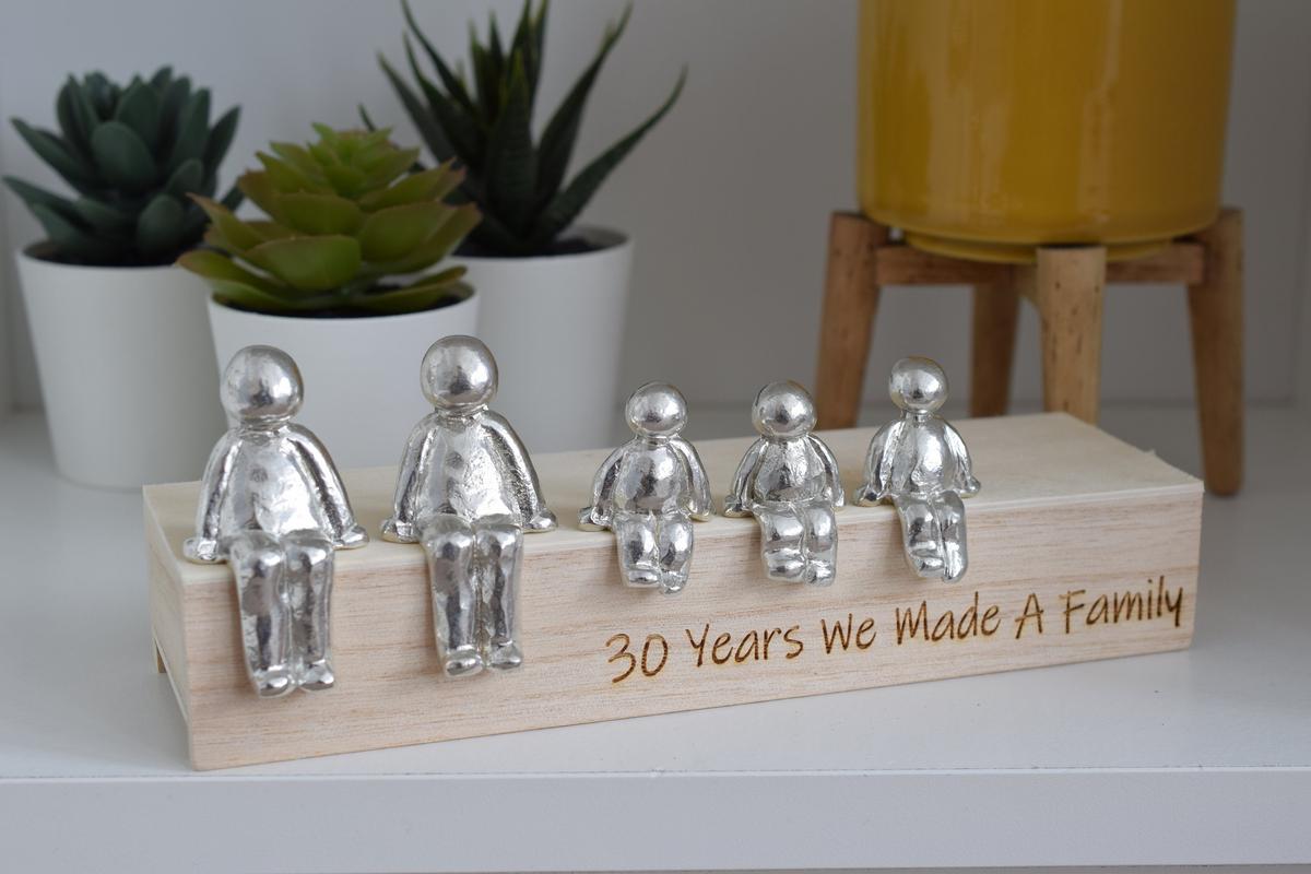 30 Years We Made a Family Sculpture Figurines - 30th Anniversary | Years 1 to 30 Available | Wooden Box Size & Grain Will Vary