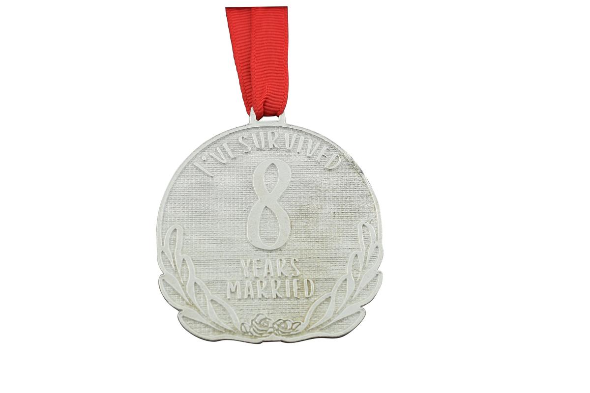 I've Survived 8 Years Married | Anniversary Medal with Sarcastic Phrase