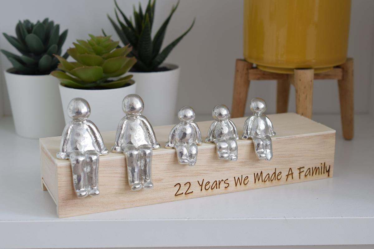 22 Years We Made a Family Sculpture Figurines - 22nd Anniversary | Years 1 to 30 Available | Wooden Box Size & Grain Will Vary