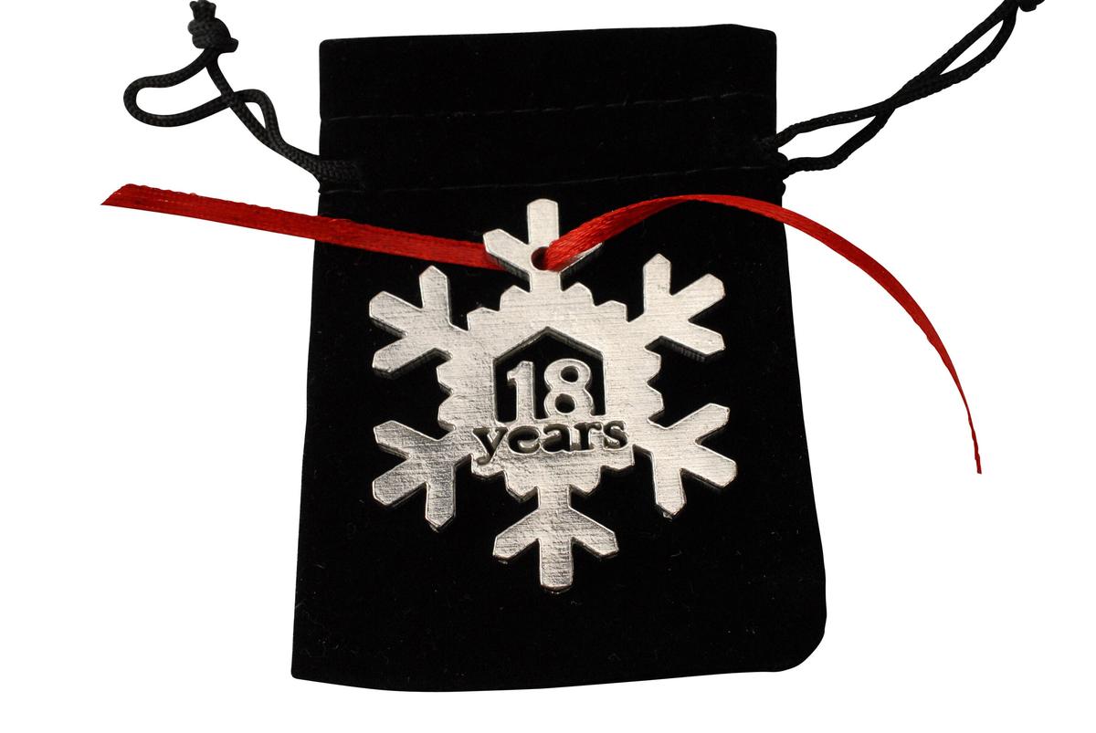 18 Year Cut Out Metal Snowflake Christmas Tree Hanging Decoration - 18th Wedding Anniversary