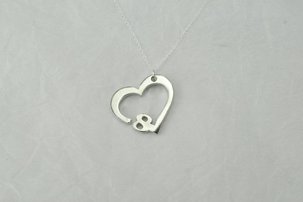 8 Year Anniversary Heart Pendant/Necklace - Gift