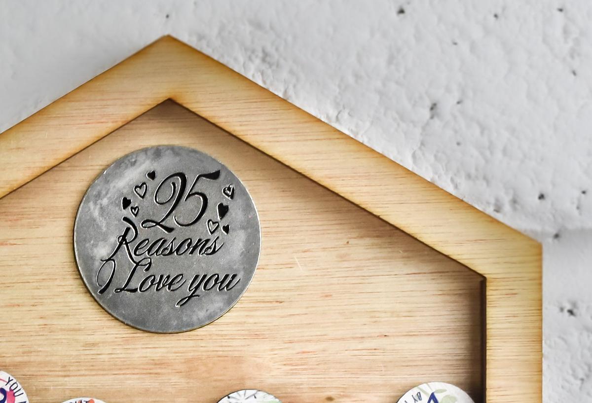 25th Anniversary 25 Reasons I Love You Wooden Wall Frame - Full Colour Love Tokens
