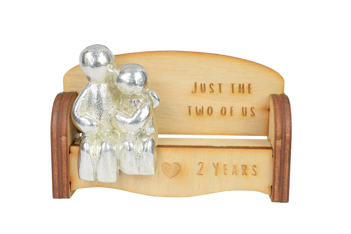 Cuddling Couple Wooden Sofa Bench – 2 Year Anniversary Gift