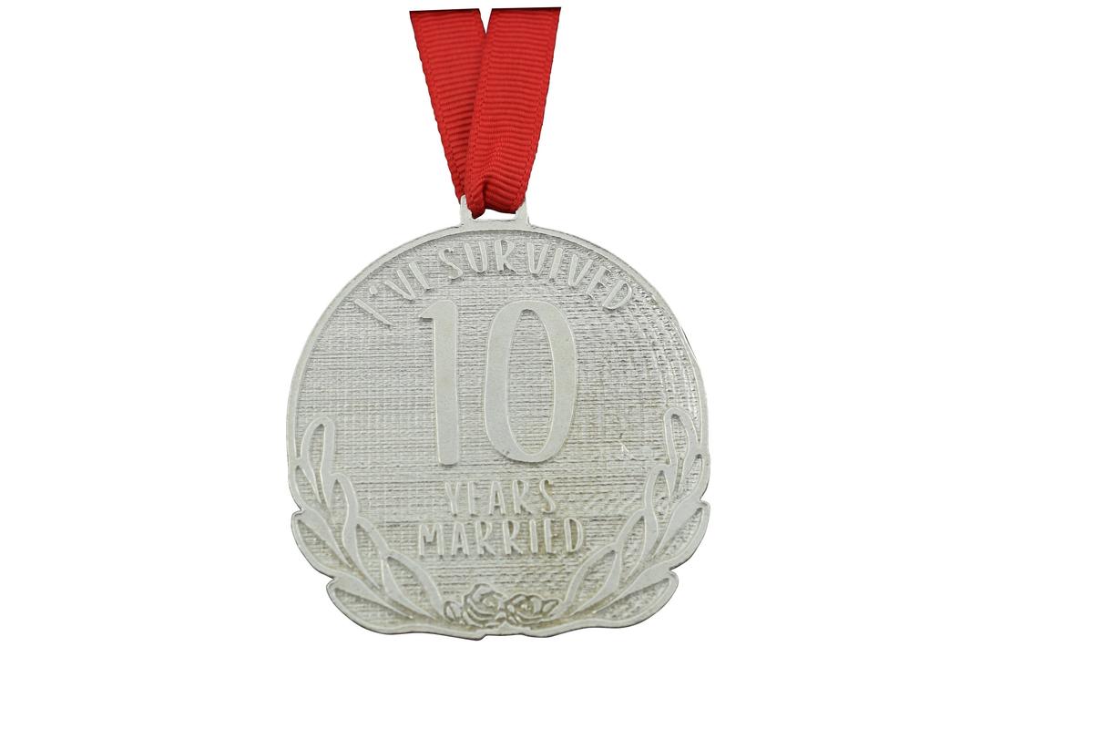 I've Survived 10 Years Married | Tin Anniversary | Anniversary Medal with Sarcastic Phrase