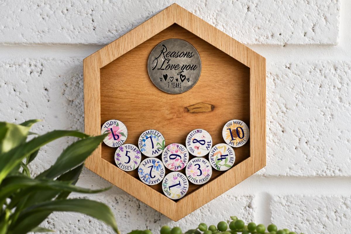 7th Anniversary Reasons I Love You Wooden Wall Frame and Full Colour Love Tokens