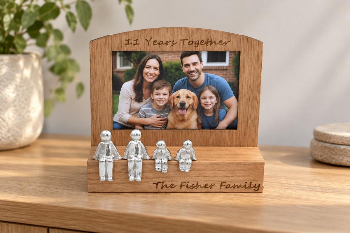 11 Years Together Frame, 6x4 Photo, Personalise & Your Own Family Combination, Christmas, Valentines, Birthdays, Anniversaries.