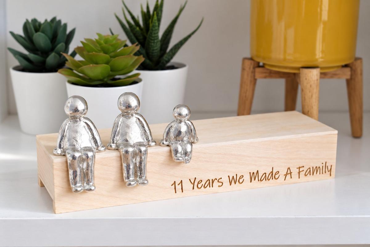 11 Years We Made a Family Box with Sculpture Figurines - 11th Anniversary | Years 1 to 30 Available | Wooden Box Size & Grain Will Vary