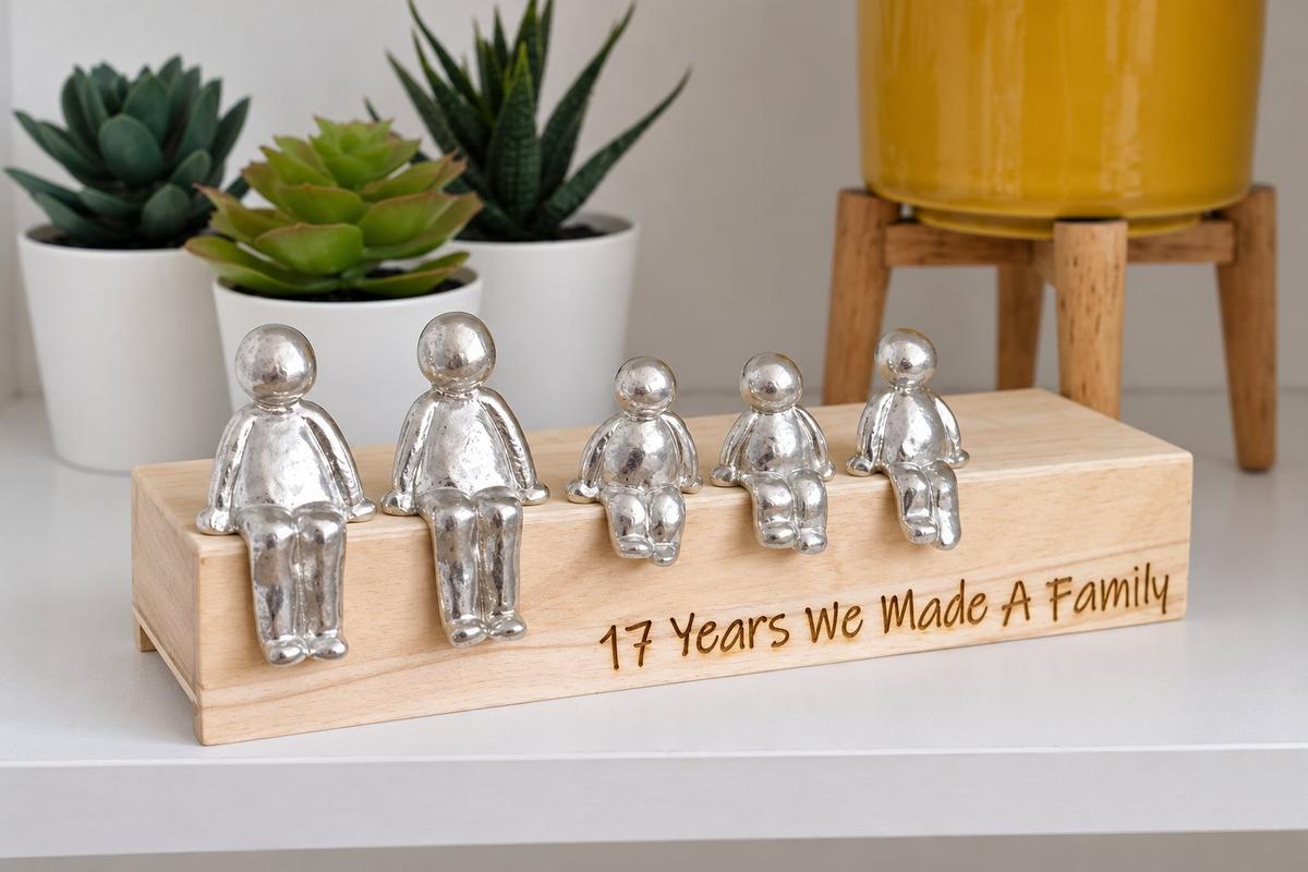17 Years We Made a Family Sculpture Figurines - 17th Anniversary | Years 1 to 30 Available | Wooden Box Size & Grain Will Vary