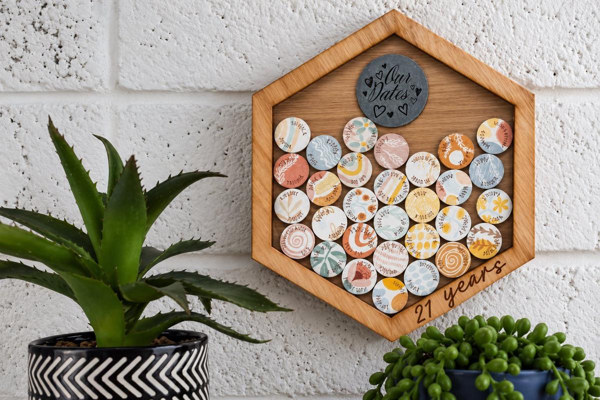 21st Anniversary Date Night Hanging Frame - Interactive Idea with 30 Date Night Tokens to Create Memories (datenightframe21)