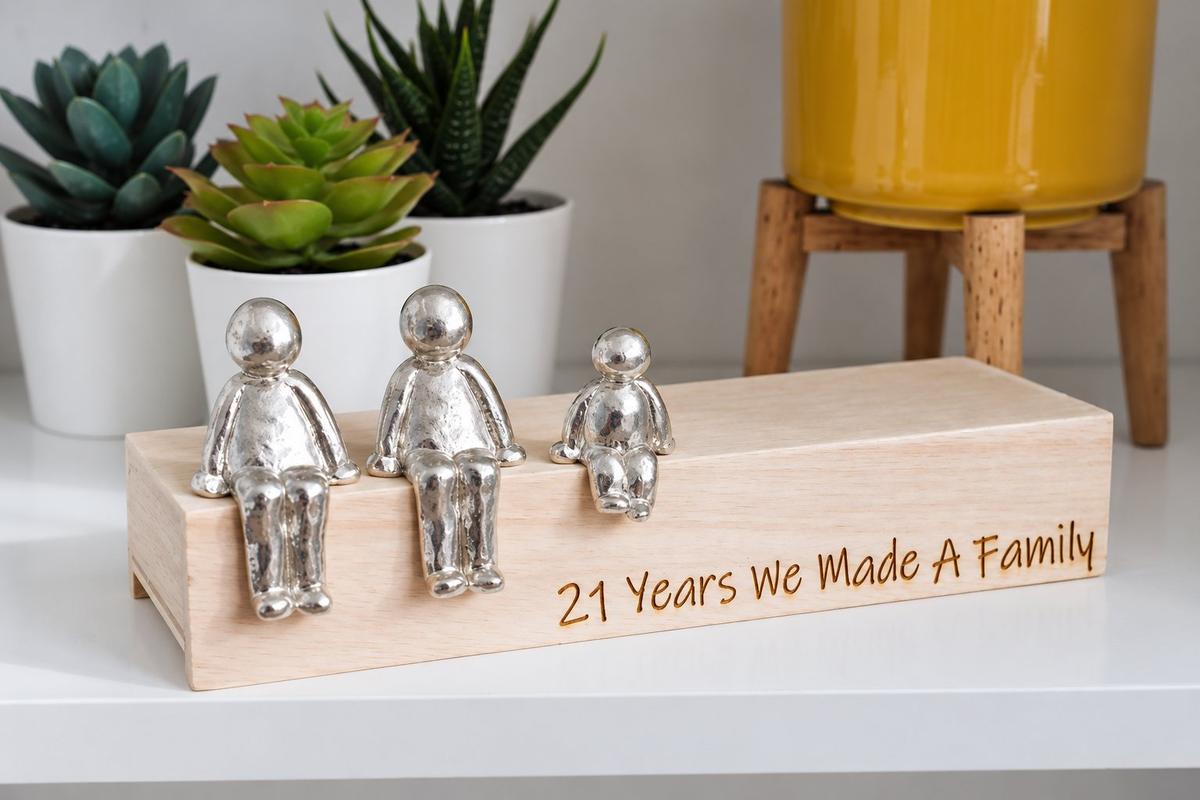 21st Anniversary Family Sculpture Figurines Pure Tin Wedding Anniversary Gift Personalised We Made a Family 21 Years
