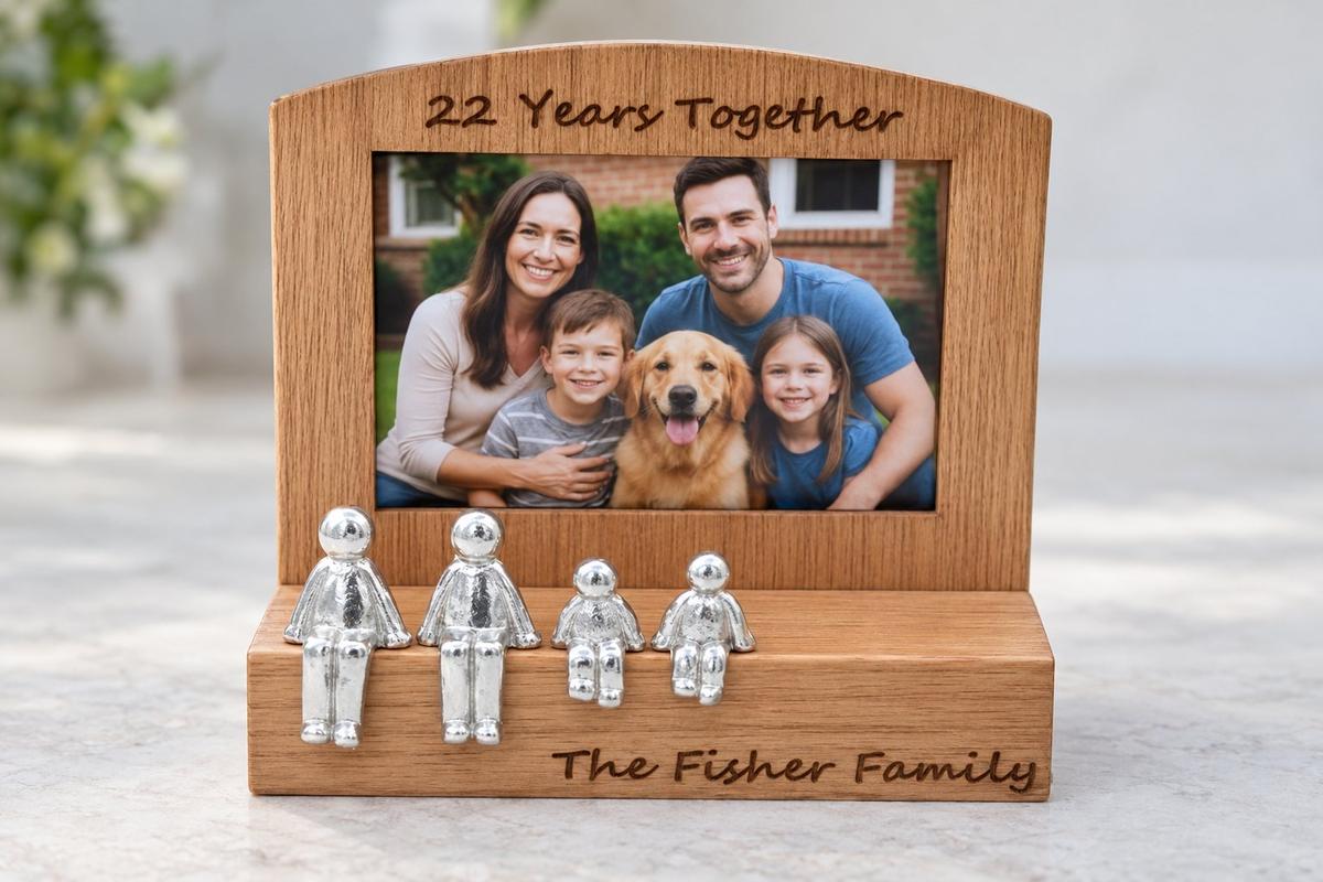 22 Years Together Frame, 6x4 Photo, Personalise & Your Own Family Combination, Christmas, Valentines, Birthdays, Anniversaries.