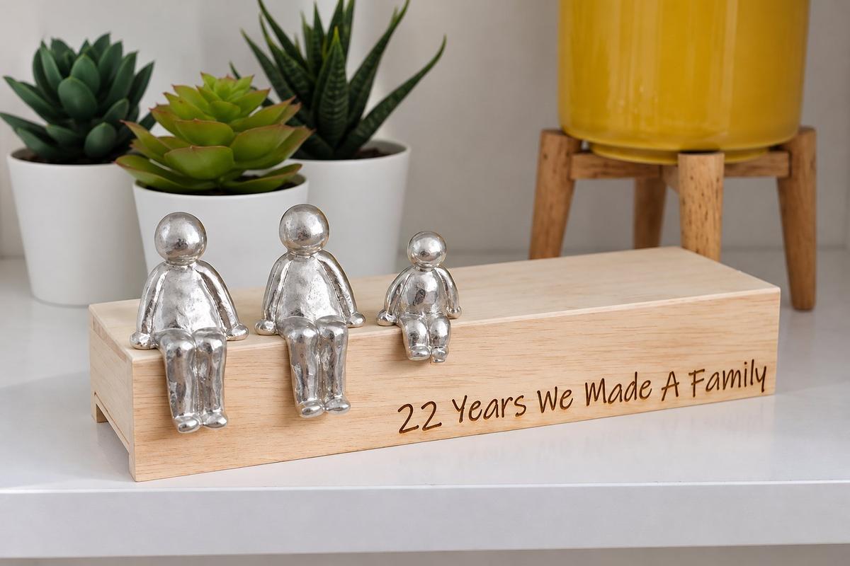 22 Years We Made a Family Sculpture Figurines - 22nd Anniversary | Years 1 to 30 Available | Wooden Box Size & Grain Will Vary